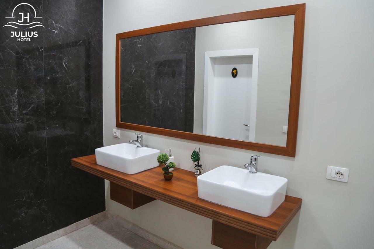 Julius Hotel غوليم المظهر الخارجي الصورة